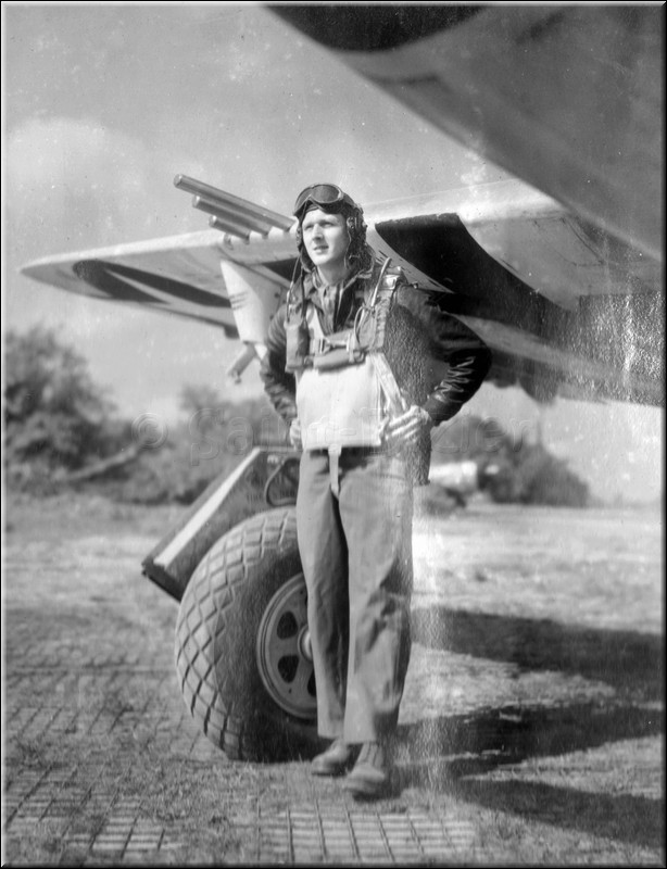 1944 - 1019.jpg