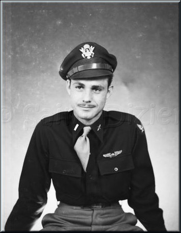 1944 - 2049.jpg