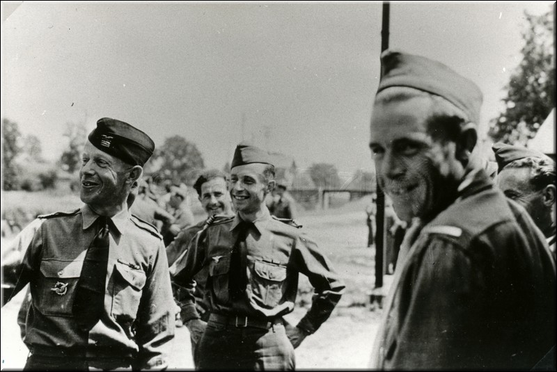 1944 - 5014.jpg