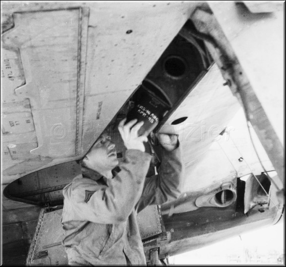 1944 - 5040.jpg