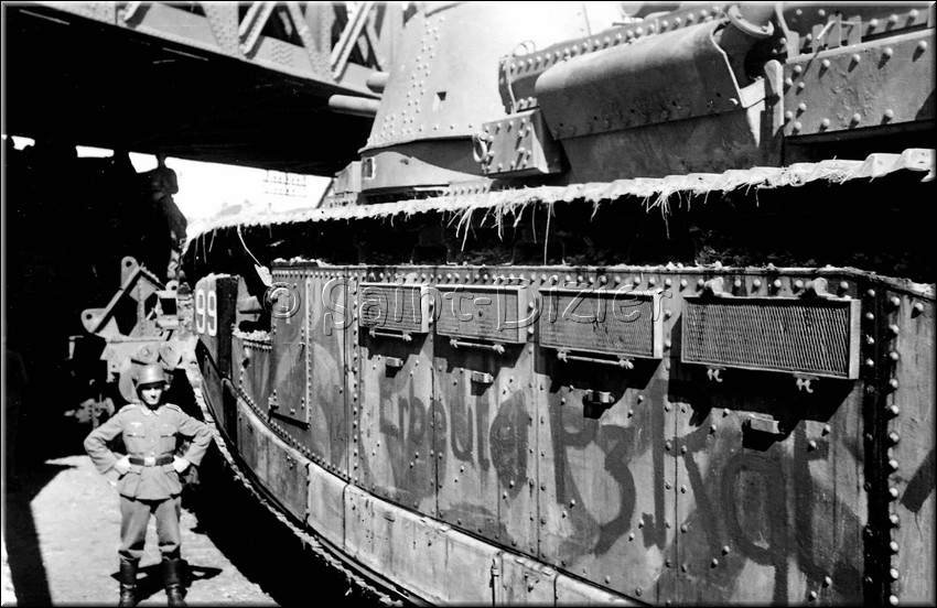 1940 - 0608.jpg