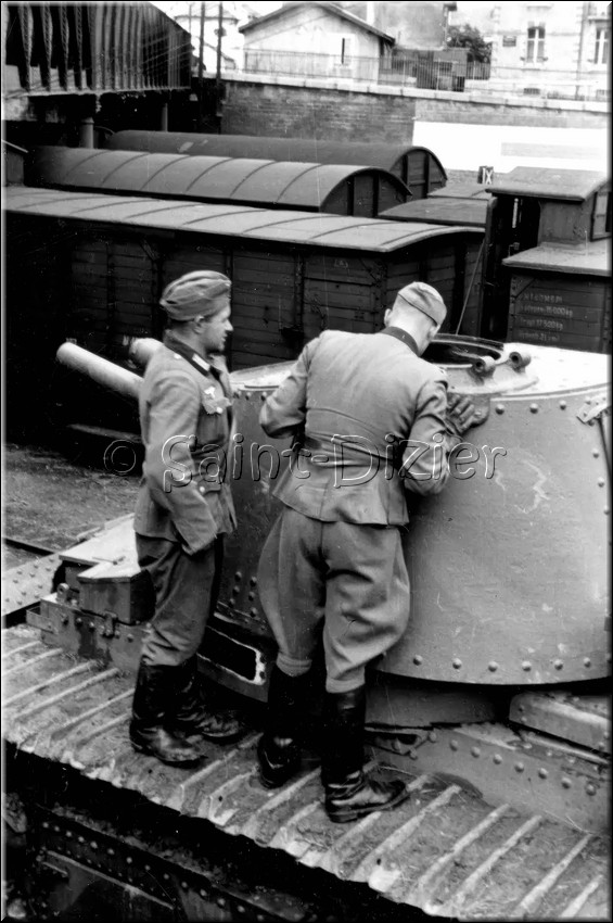 1940 - 0615.jpg