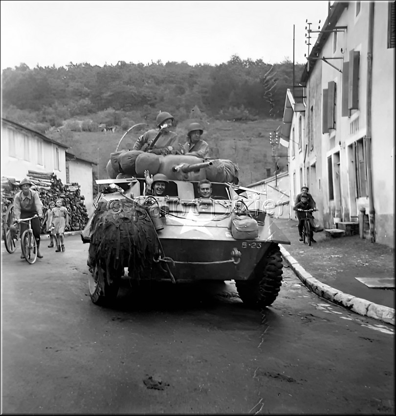 1944 - 0908.jpg