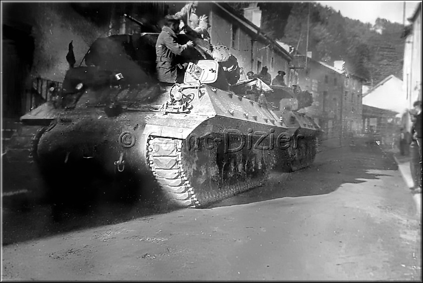1944 - 0924.jpg