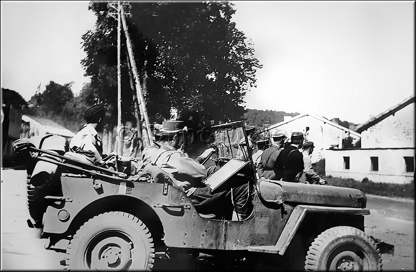 1944 - 0929.jpg