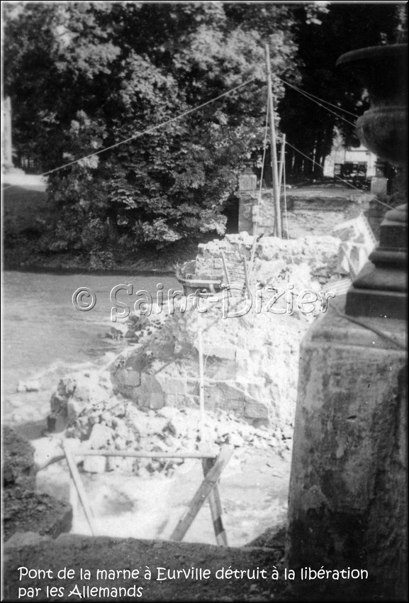 1944 - 0810.jpg