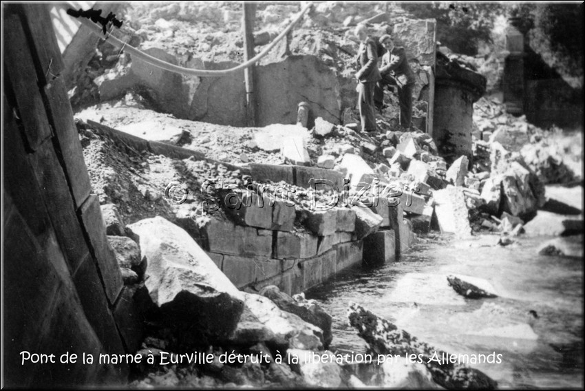 1944 - 0811.jpg
