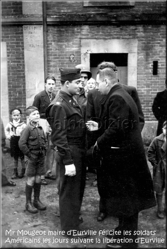 1944 - 0950.jpg