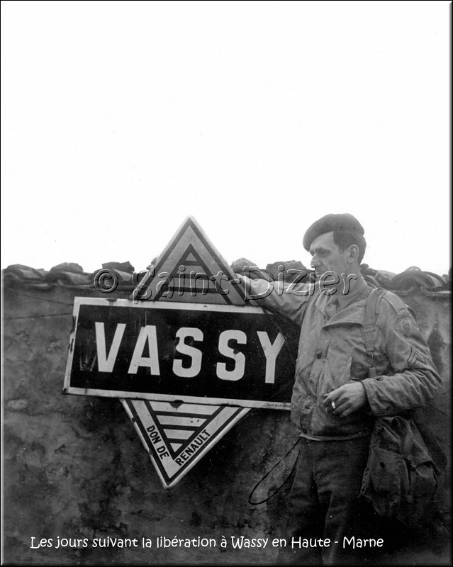 1944 - 0920.jpg