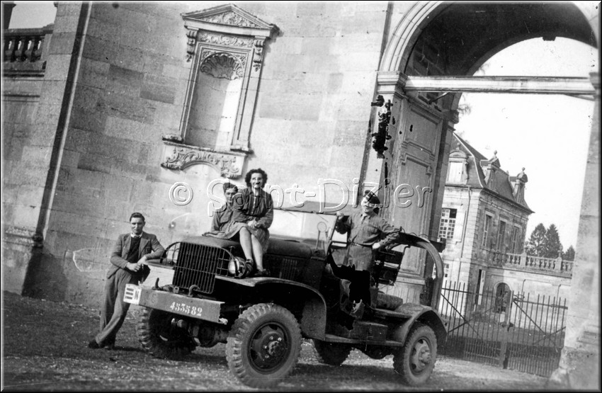 1944 - 0920.jpg