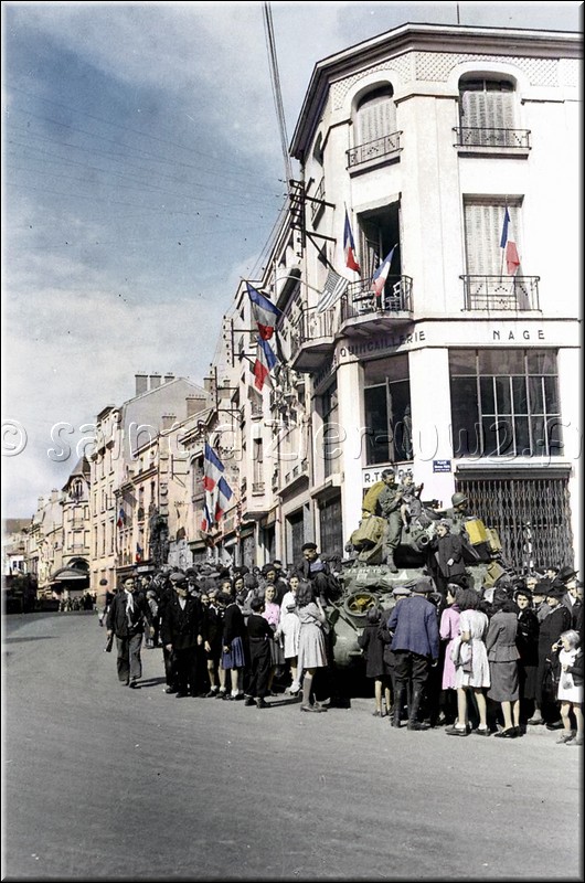 1944 - 0827.jpg