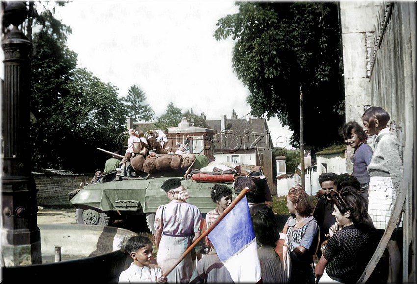 1944 - 0911.jpg
