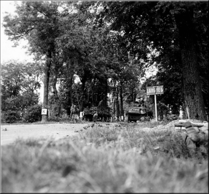 1944 - 0800.jpg