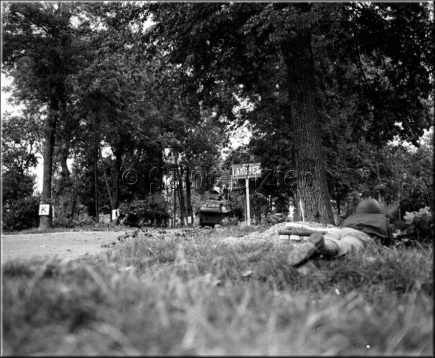 1944 - 0802.jpg