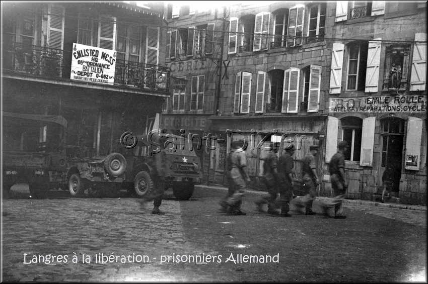 1944 - 0908.jpg