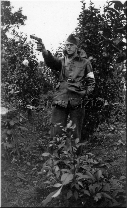 1944 - 0916.jpg
