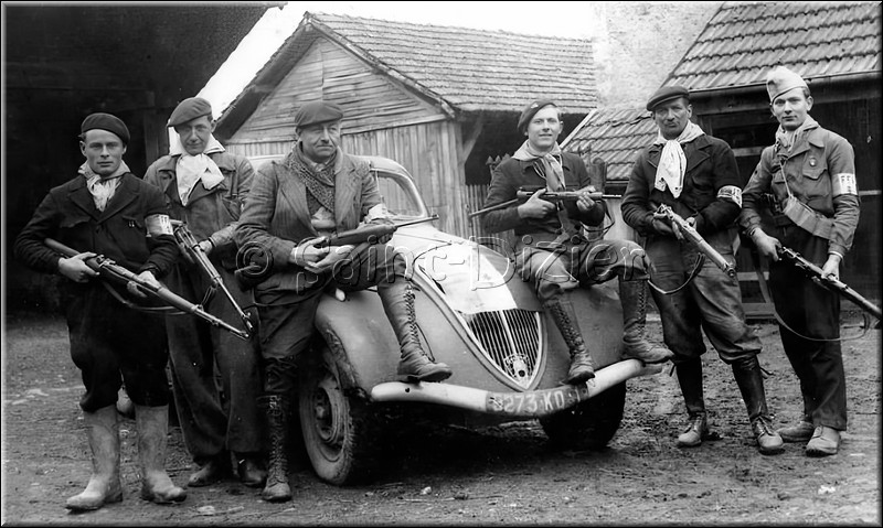 1944 - 0900.jpg