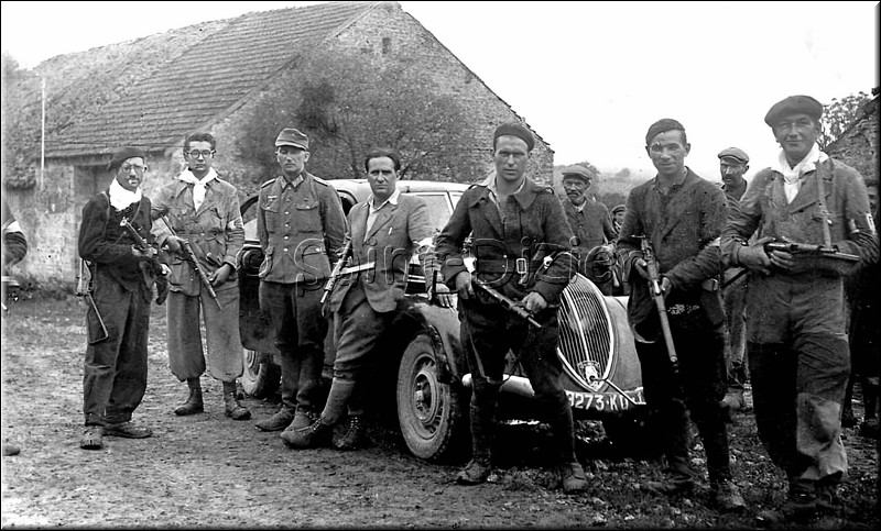 1944 - 0901.jpg