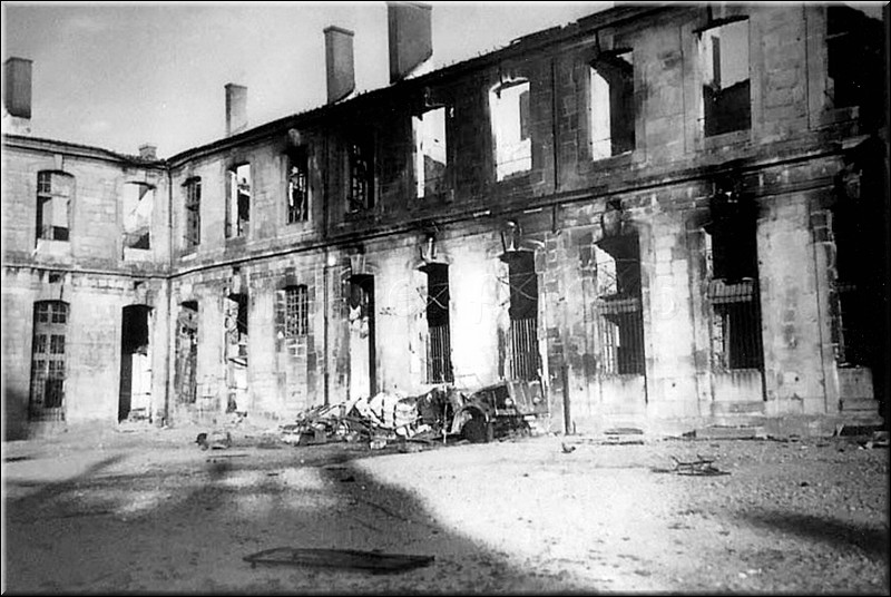 1944 - 0901.jpg