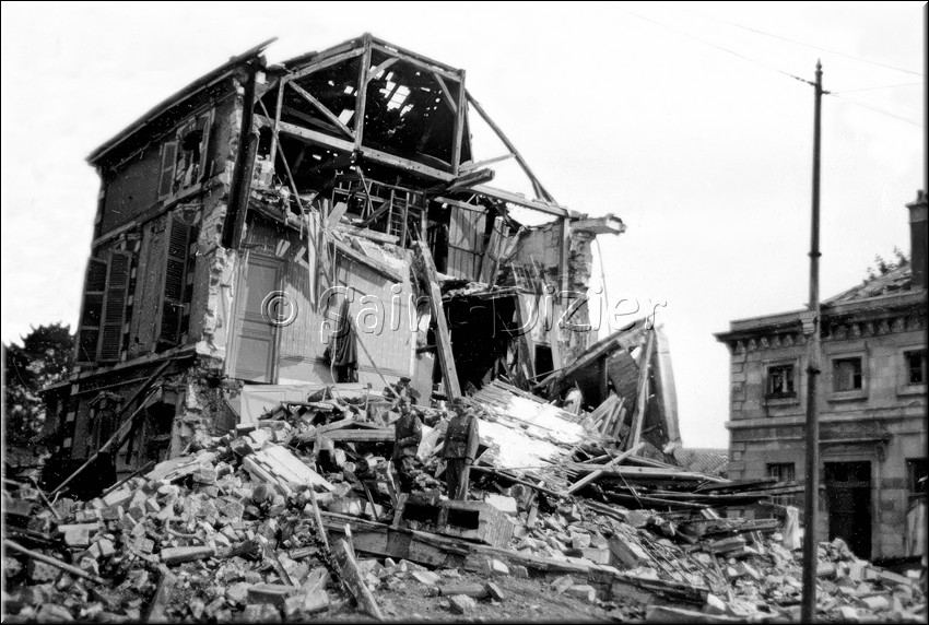 1940 - 0801.jpg