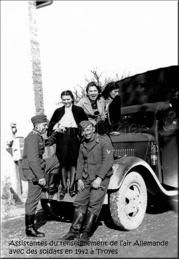 1942 - 0300.jpg