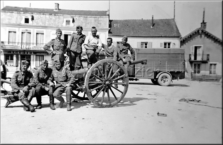 1940 - 0120.jpg
