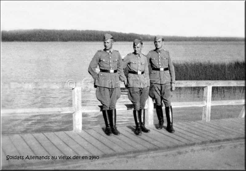 1940 - 0700.jpg