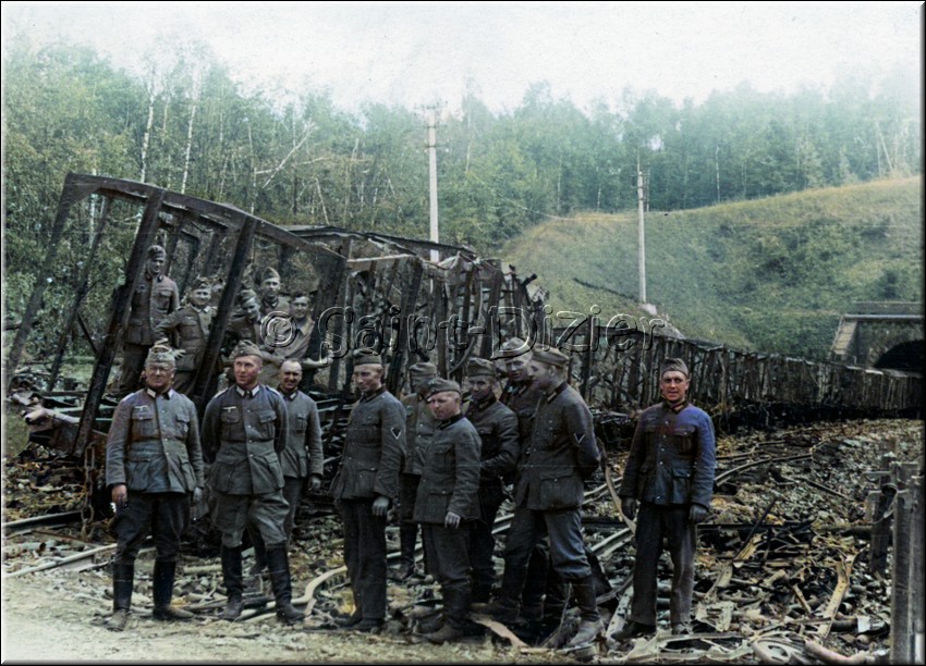 1940 - 0100-01.jpg