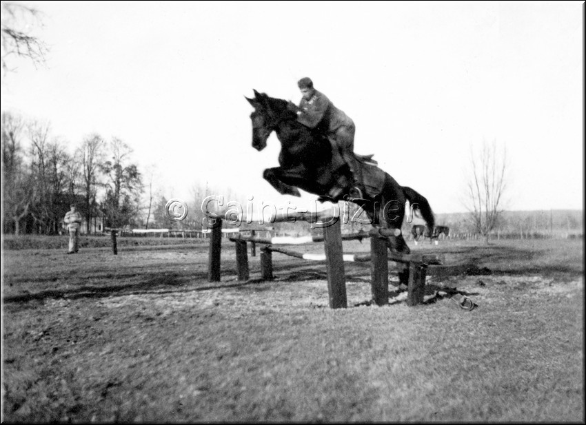 1940 - 0901.jpg
