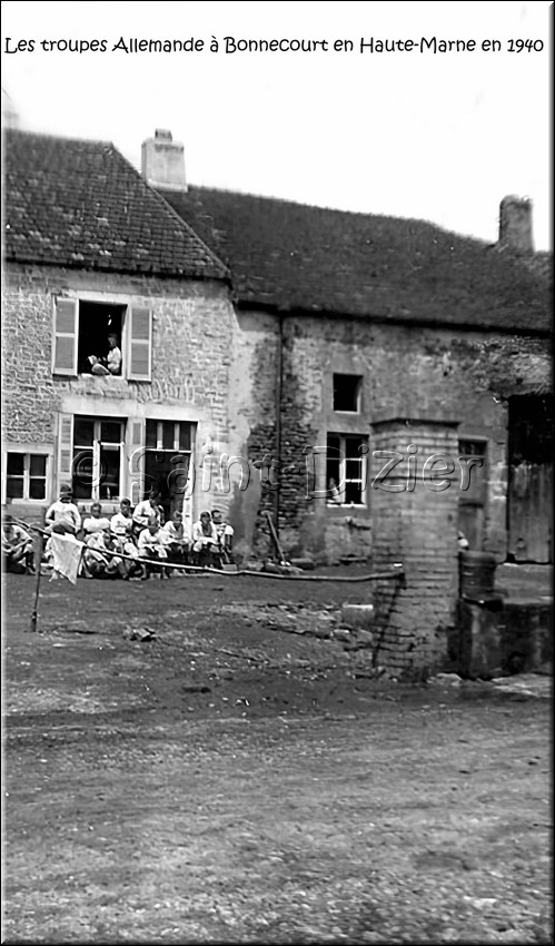 1940 - 0701.jpg