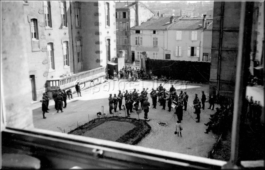 1940 - 0710.jpg