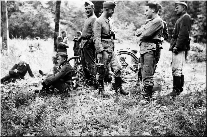 1941 - 0800.jpg