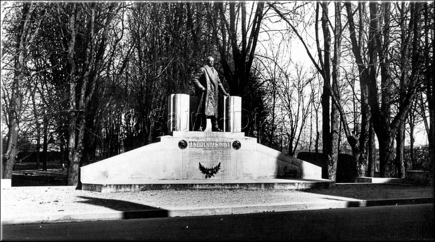 1940 - 0601.jpg
