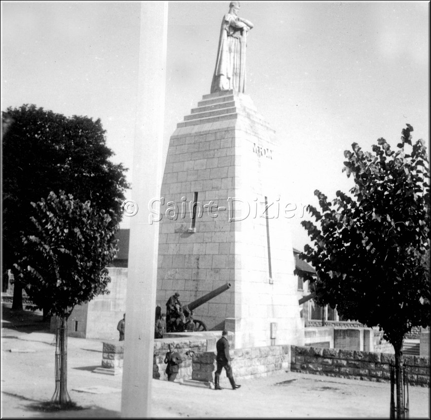 1940 - 0123.jpg