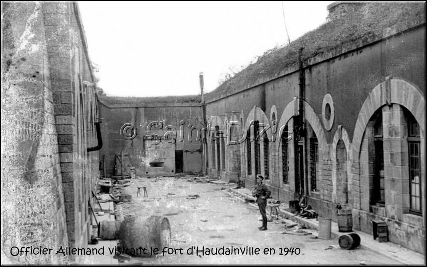 1940 - 0650.jpg