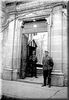 1940 - 0820.jpg